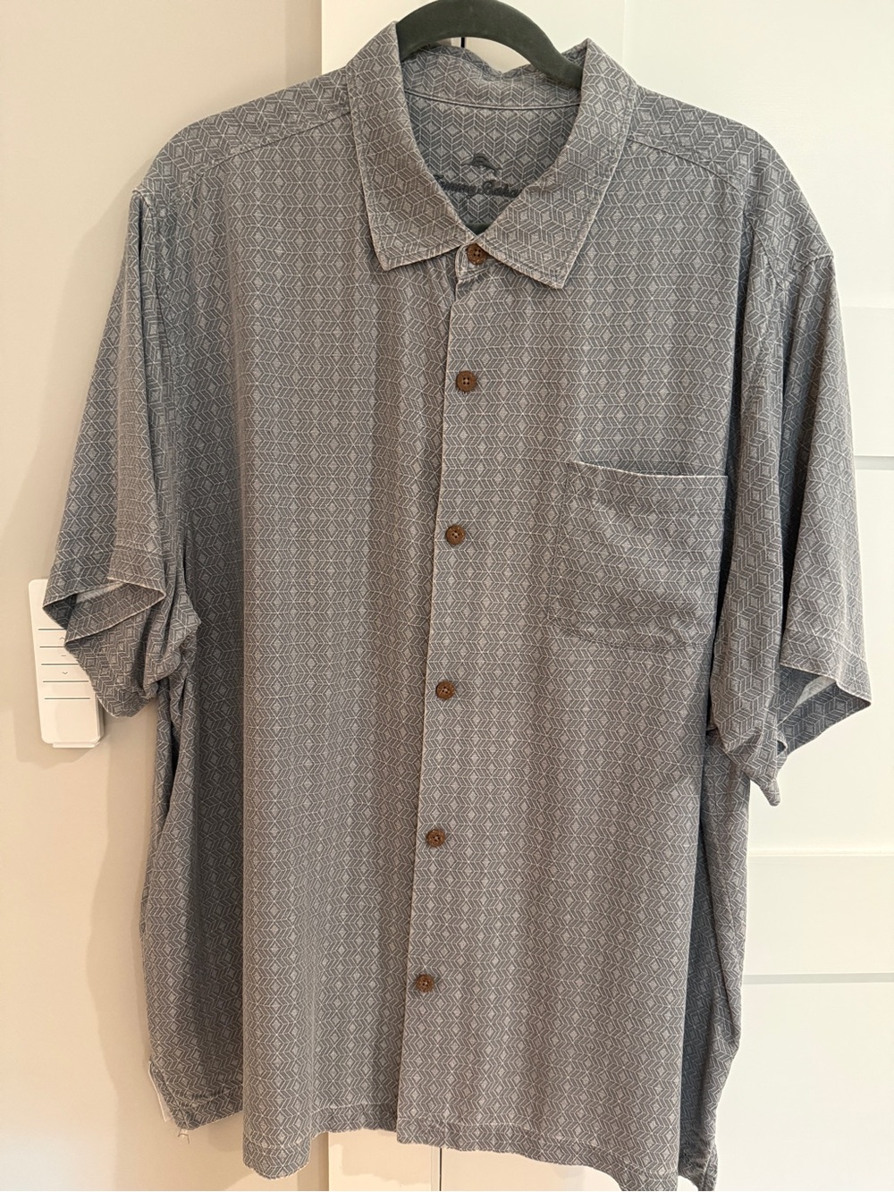 Tommy Bahama Men's Short-Sleeve Silk Camp Shirt - XXL